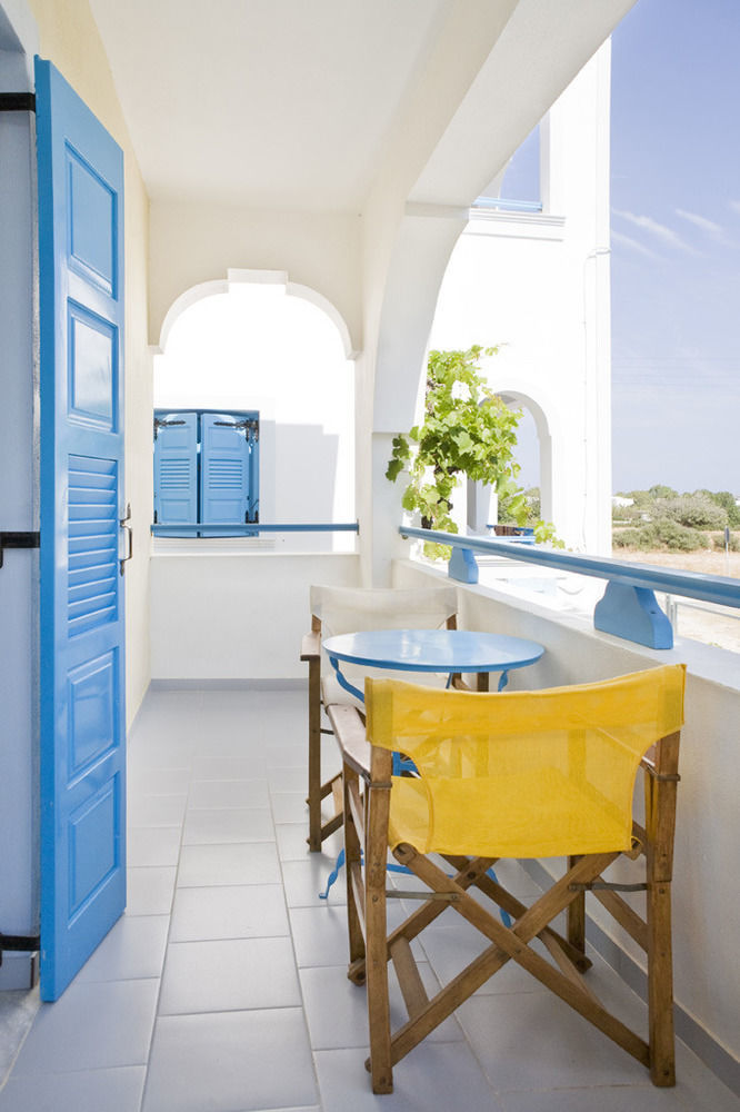 Blue Perla Suites Santorini Island 外观 照片