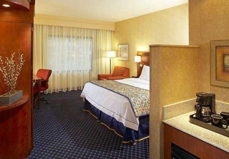 匹兹堡格林万怡酒店 格林斯堡 客房 照片