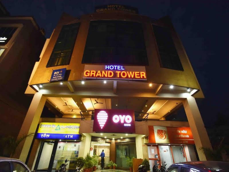 Hotel Grand Tower 乌贾因 外观 照片