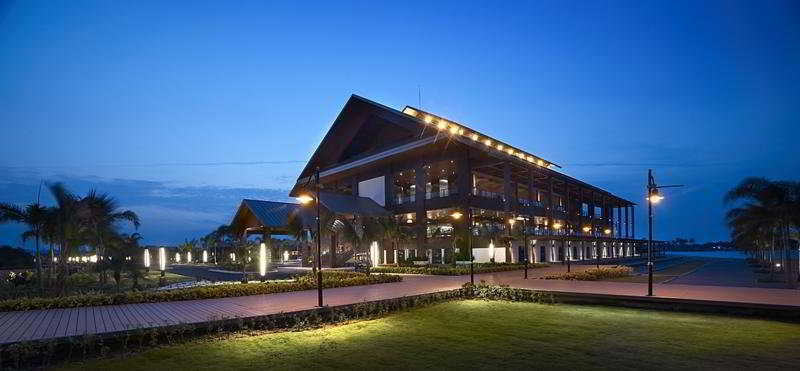 Ri Yaz Heritage Resort And Spa 瓜拉丁加奴 外观 照片