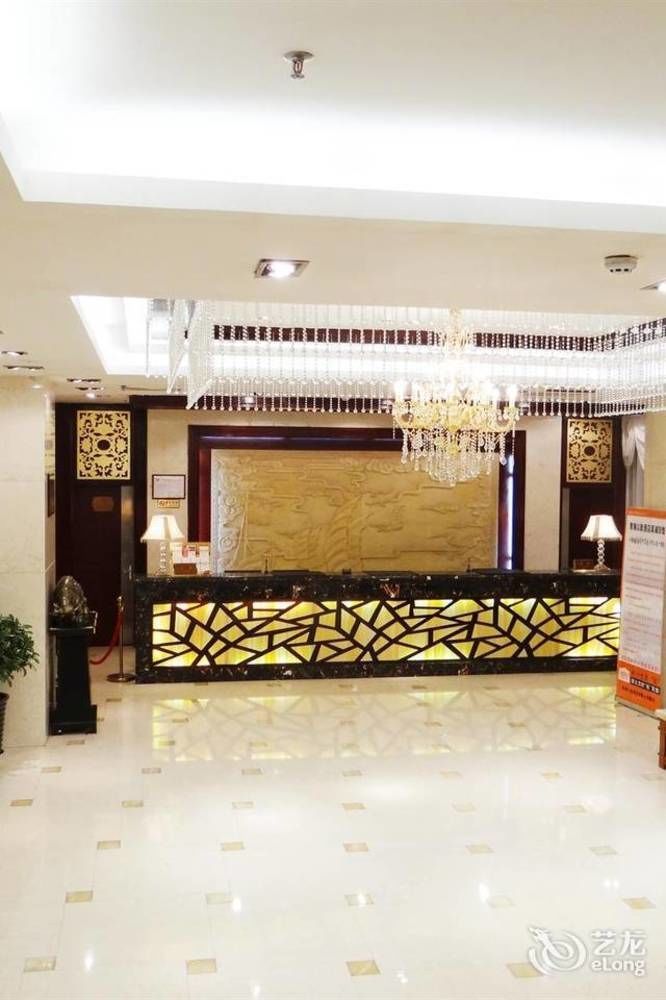 Qinghai Yile Hotel 西宁 外观 照片