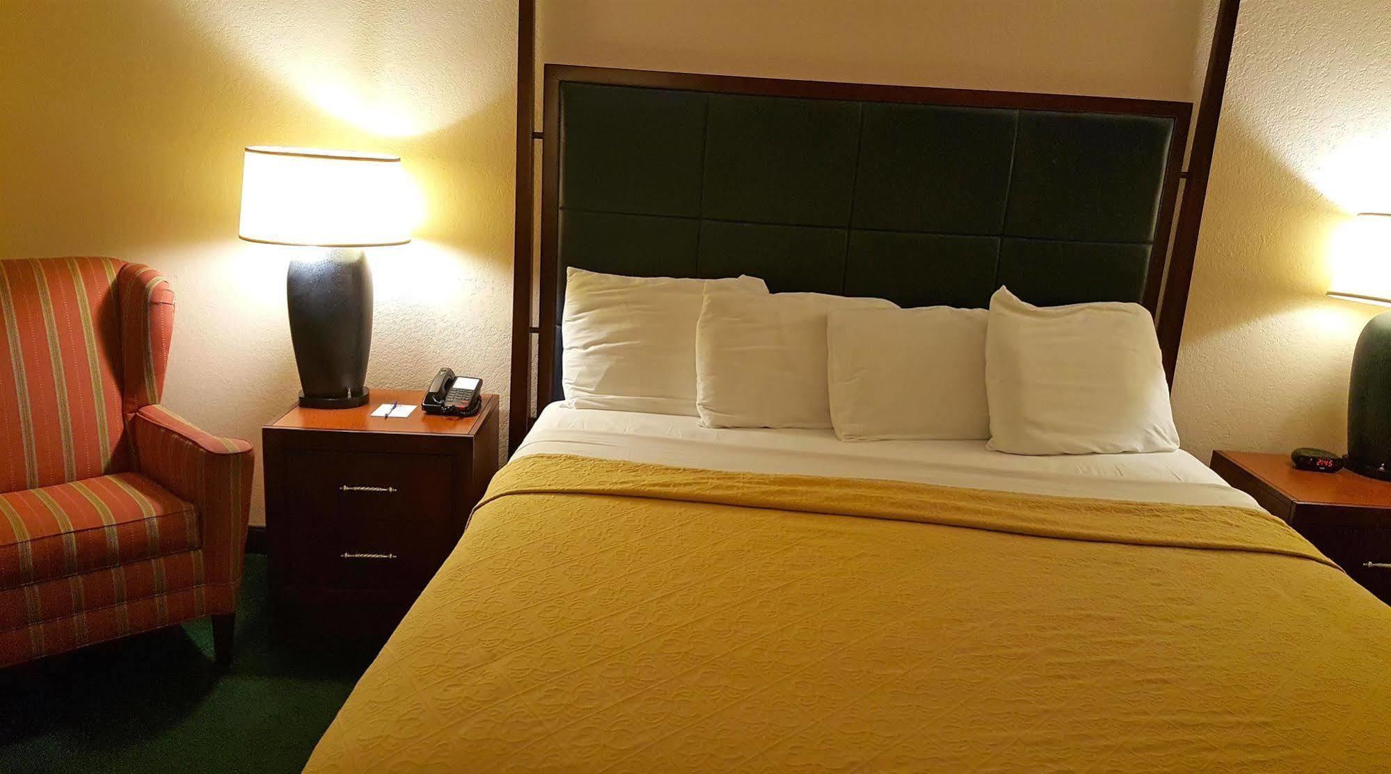 天普 坦普尔美国最有价值旅馆酒店 外观 照片