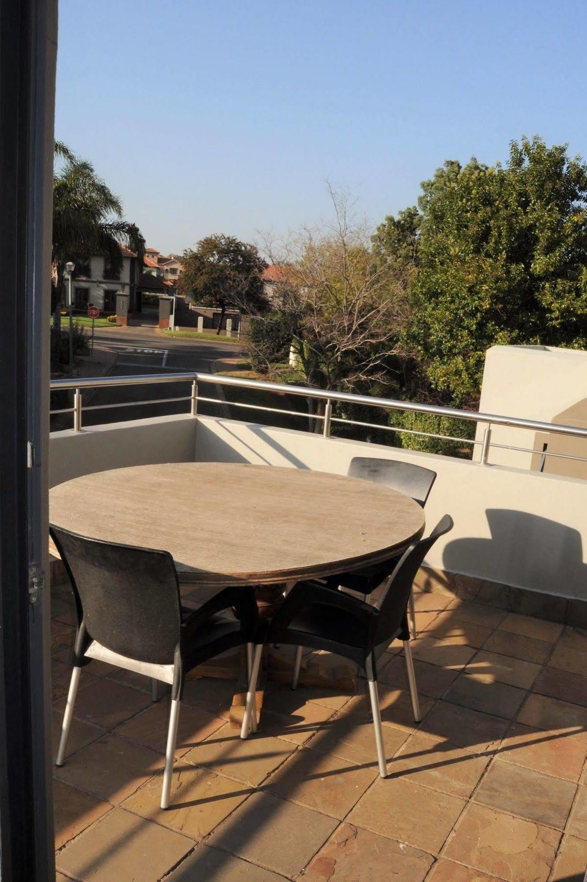 Villa La Ve Guesthouse Pretoria-Noord 外观 照片