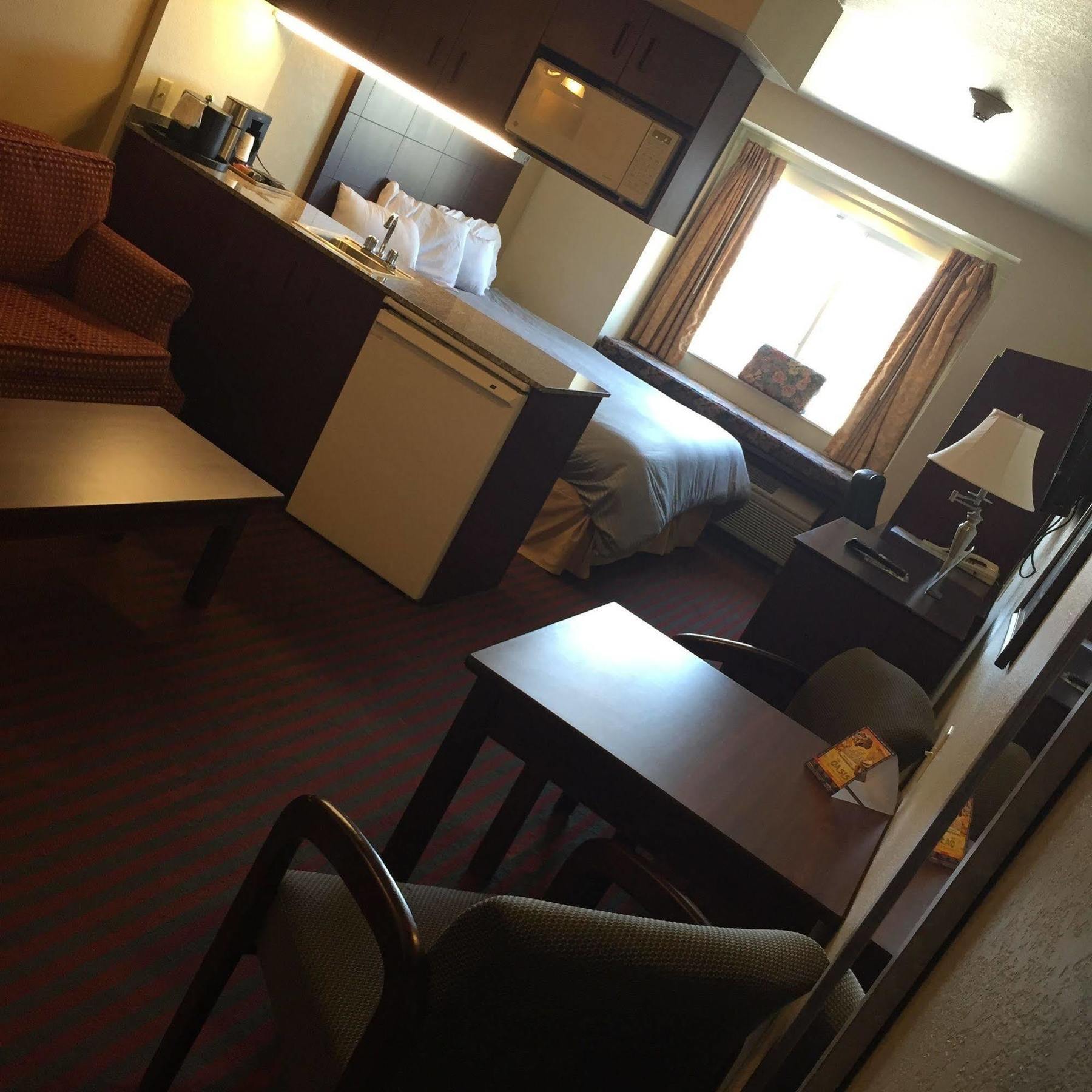 Bridgepointe Inn & Suites Toledo-Perrysburg-Rossford-Oregon-Maumee By Hollywood Casino 诺斯伍德 外观 照片