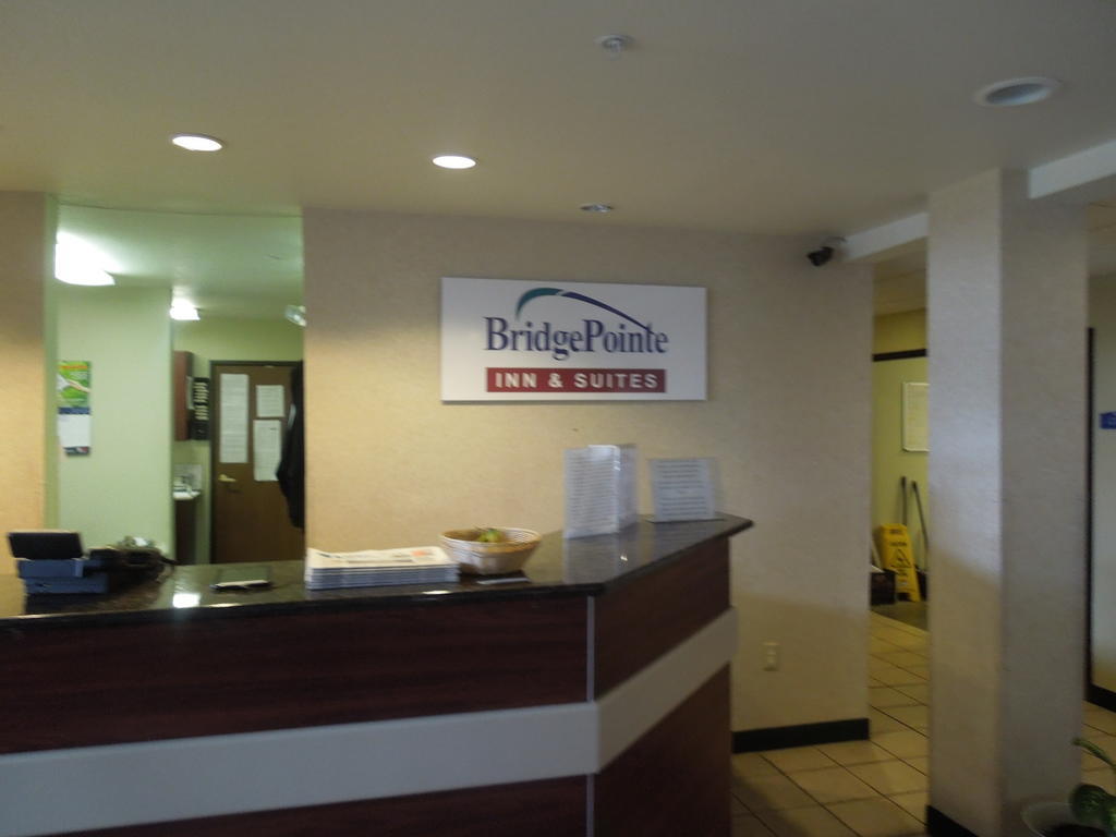 Bridgepointe Inn & Suites Toledo-Perrysburg-Rossford-Oregon-Maumee By Hollywood Casino 诺斯伍德 外观 照片