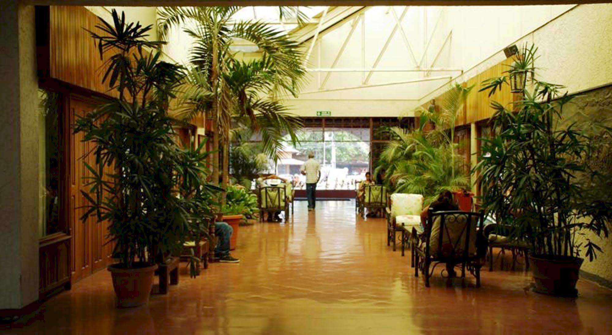 博伊罗斯酒店 利比里亚 外观 照片