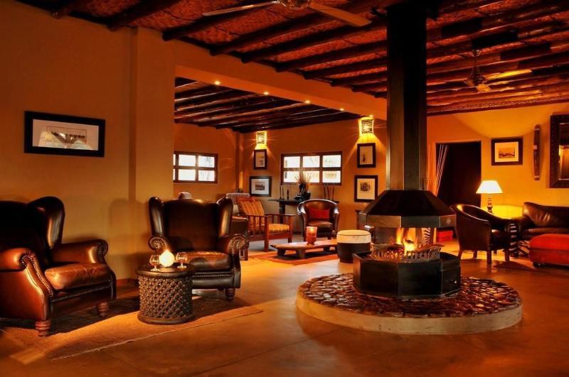 Intu Africa Suricate Tented Kalahari Lodge Intu Afrika Kalahari Game Reserve 外观 照片