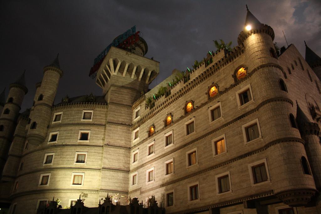 拉邦城堡酒店 海得拉巴 外观 照片