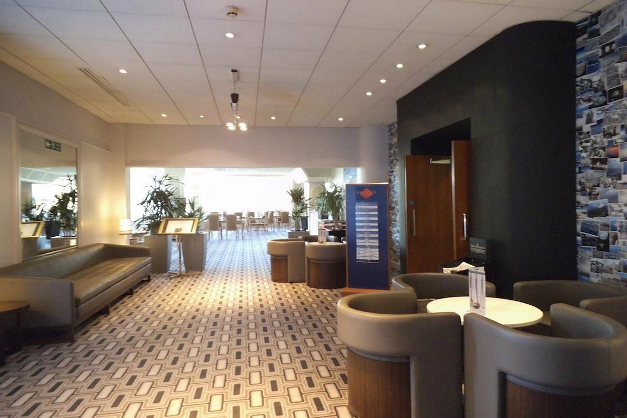 Britannia Airport Gatwick Hotel 克劳利 外观 照片