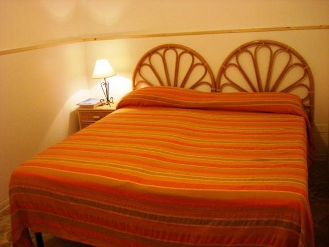 卡赛瓦肯西阿尔可巴雷诺酒店 利帕里 客房 照片