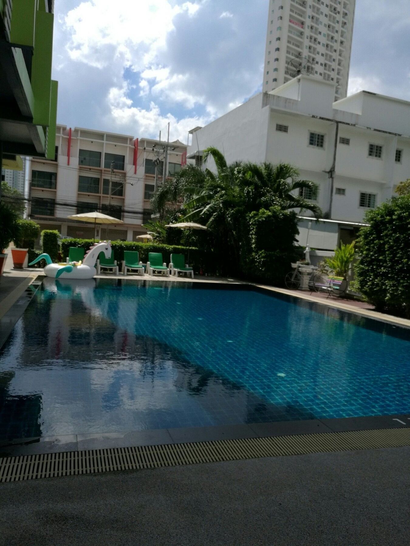 Oyo 75367 Ud Pattaya Hotel 挽腊茫郡 外观 照片