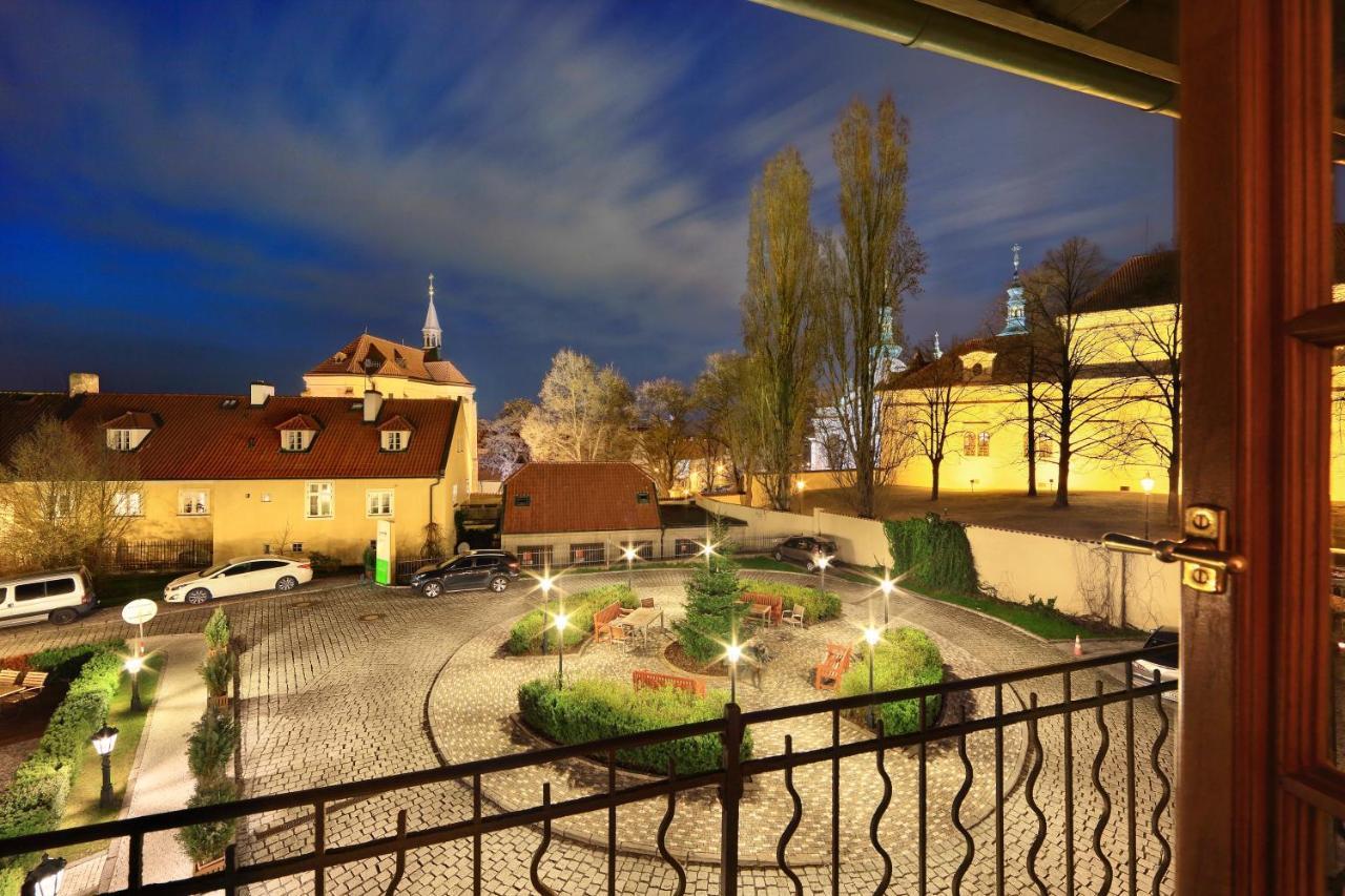 布拉格城堡林德纳酒店 外观 照片