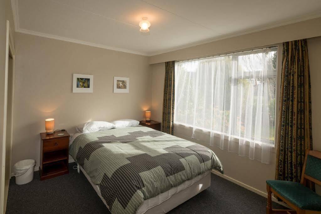 Accommodation Fiordland -The Three Bedroom House At 226A Milford Road 蒂阿瑙湖 外观 照片
