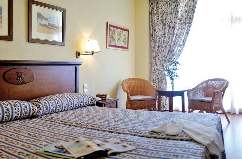 蓝海格兰塞万提斯酒店 托雷莫利诺斯 客房 照片