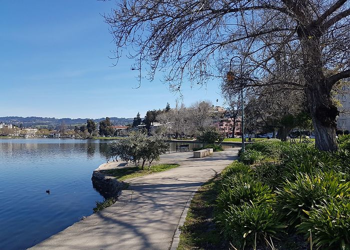 Lake Merritt photo