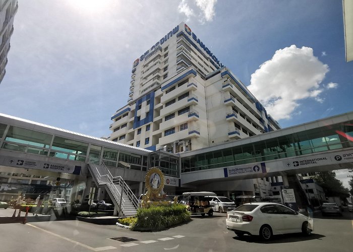 Bangkok Hospital photo