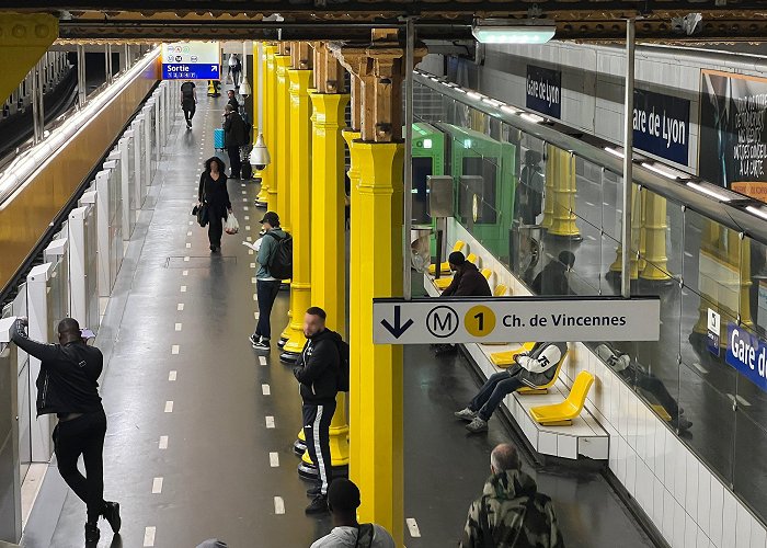 Gare de Lyon Metro Station photo