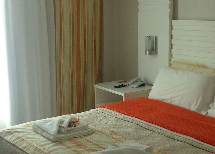 Paulo César Vinha State Park HOTEL VIOLETA - Reviews (Guarapari, ES, Brazil) photo