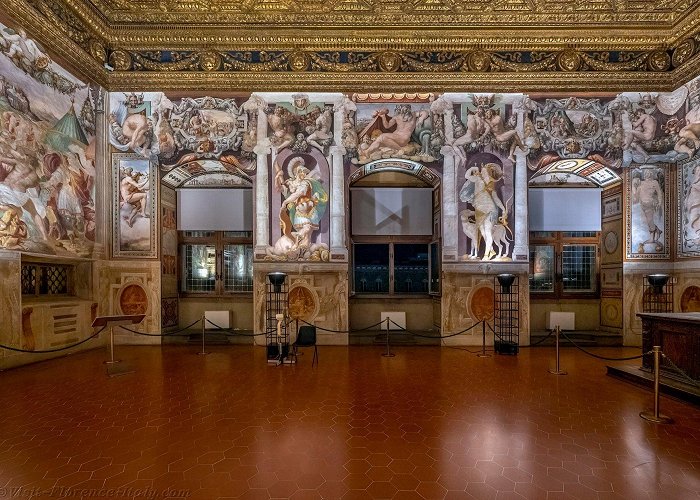Palazzo Vecchio Hearings Hall Salviati Frescoes Palazzo Vecchio Florence photo