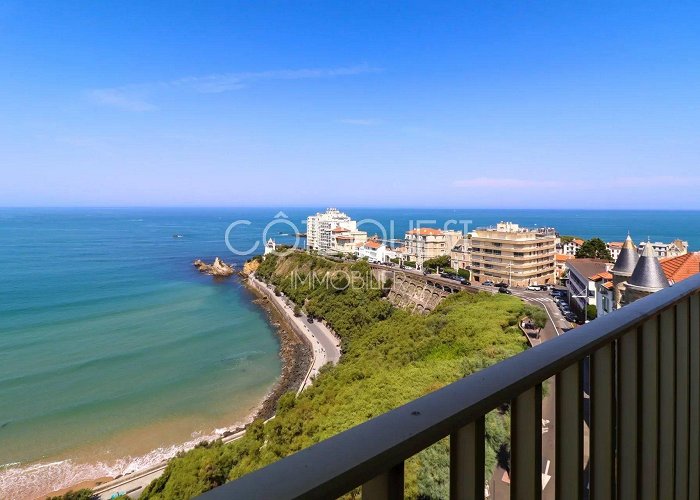 cote des basques BIARRITZ CÔTE DES BASQUES – AN APARTMENT ENJOYING AN OCEAN VIEW ... photo