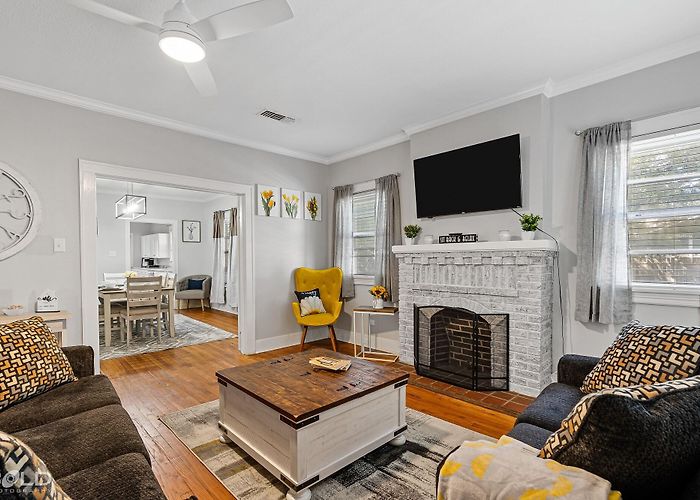 Ark La Tex Antique Classic Vehicle Museum Vacation Homes near Ark-La-Tex Antique & Classic Vehicle Museum ... photo