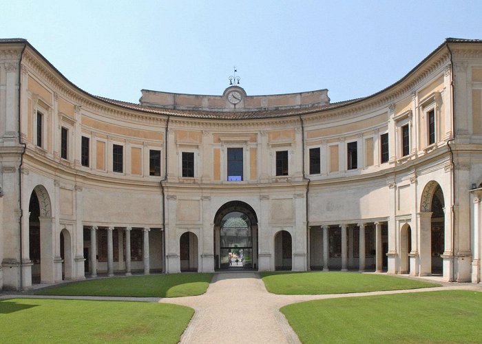 Via Giulia ETRU - National Etruscan Museum of Villa Giulia | Turismo Roma photo