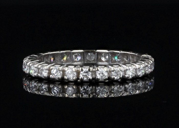 SEFI French Modern Diamonds With Claws 18 Karat White Gold Wedding Ring ... photo
