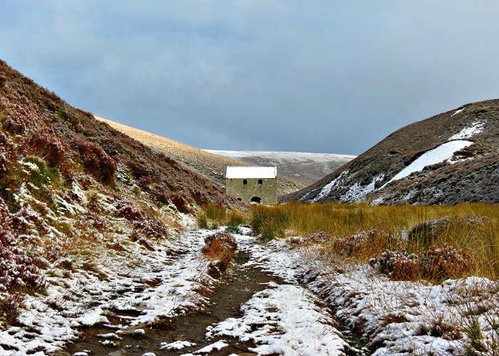 Lecht 2090 ski & Multi activity centre Lecht Ski Resort in Scotland | Expedia photo