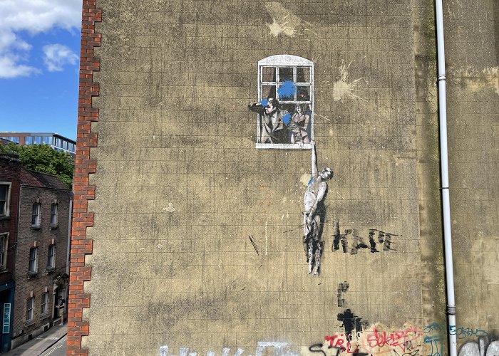 Well Hung Lover Graffiti Bristol Street Art | Street Art Everywhere photo