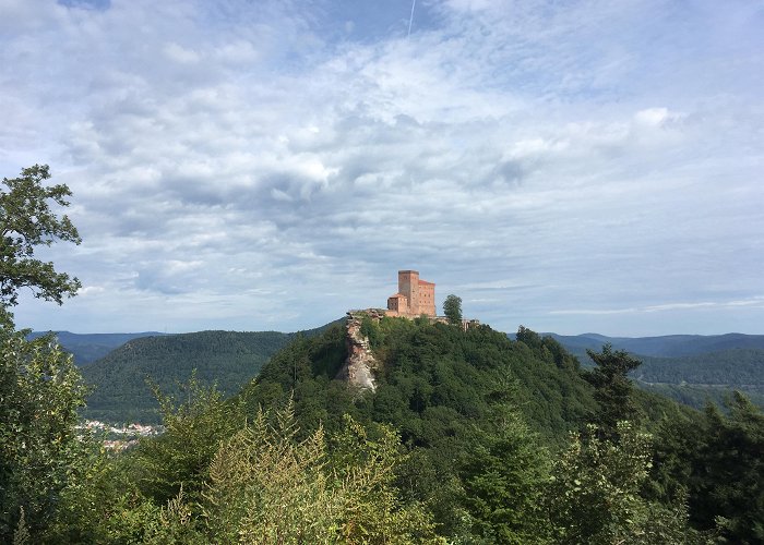 Fleckenstein Castle Conquering Dreierburg Castle | Palatinate photo