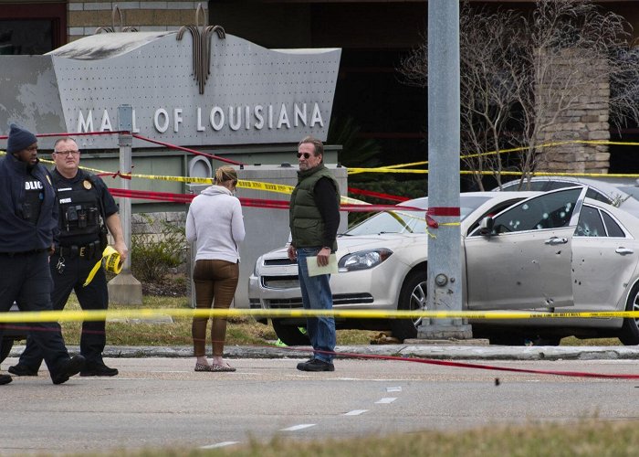 Mall of Louisiana BRPD identifies two dead in ambush along Bluebonnet Boulevard near ... photo