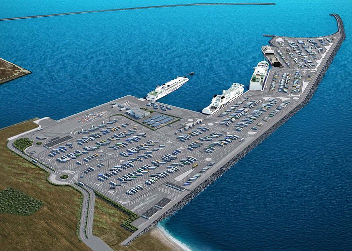 Binaghi Hospital Record numbers in Sardinian ports and airports in the summer of 2023 photo