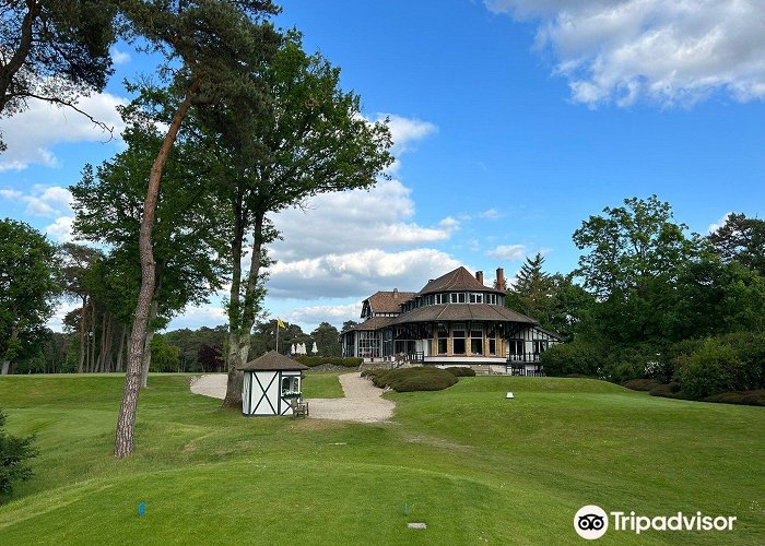 Cely Golf Course Fontainebleau Golf Club: Photos, Map & Reviews [2024] | Trip.com photo