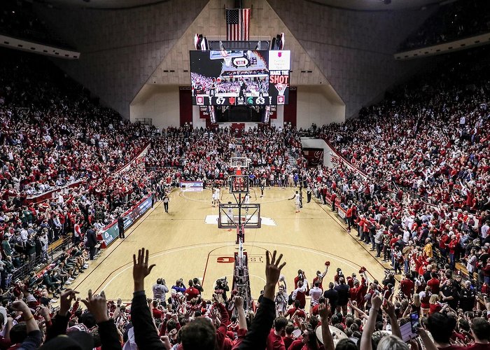 Simon Skjodt Assembly Hall Alumnus helps Simon Skjodt Assembly Hall host NCAA tournament ... photo