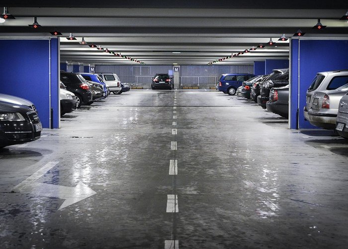 Anagnina Shopping Center Parking in Rome | Where to park | Parclick photo
