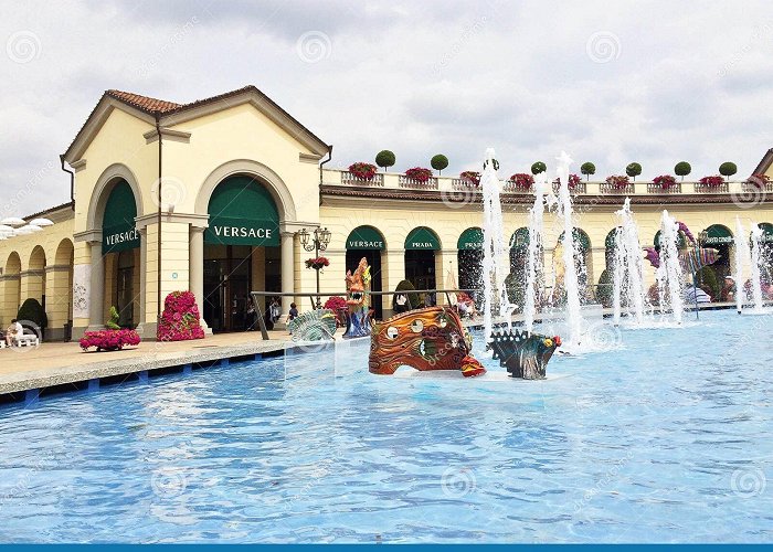 Serravalle Designer Outlet Serrvalle McArutur Glen Designers Outlet Editorial Stock Image ... photo