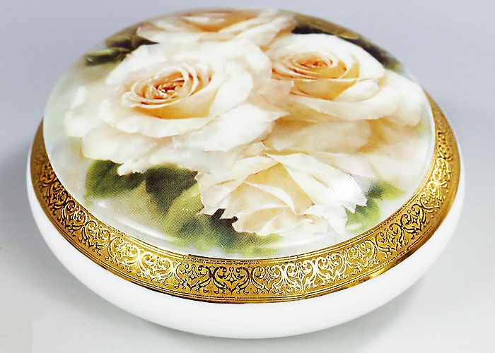 L'Etoile Buy Letoile Porcelain De Limoges France Trinket Box 22k Gold Hand ... photo