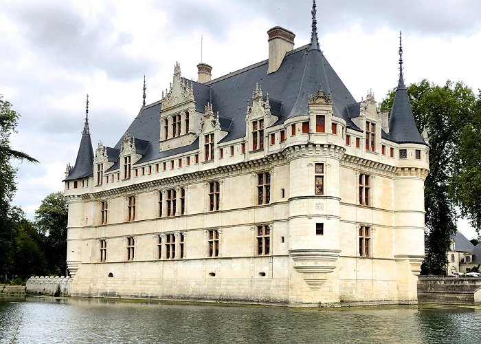 pont de Langeais Visit Azay-le-Rideau: 2024 Travel Guide for Azay-le-Rideau, Centre ... photo