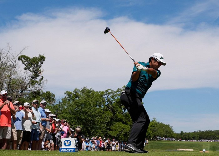 Gay Hill Golf Club Akshay Bhatia stretches lead to 5 shots at windy Texas Open ... photo