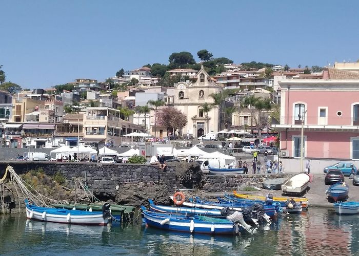 Aci Trezza photo