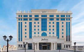 Radisson Hotel & Congress Center 萨兰斯克 Exterior photo