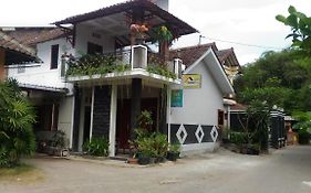 Ada Homestay 马格朗 Exterior photo