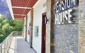 Mj Pension House 塔里萨伊 Exterior photo