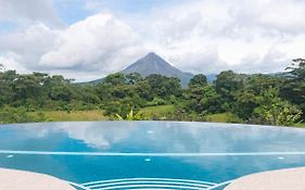 阿雷纳尔旅舍酒店 La Fortuna Exterior photo