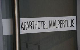 马儿佩图斯公寓酒店 阿尔斯特 Exterior photo