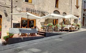 Hotel Dei Consoli 古比奥 Exterior photo