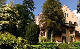 Schloss-Castel Pienzenau - Guestrooms & Apartments - B&B-Hotel & Restaurant 梅拉诺 Exterior photo