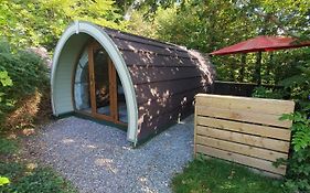 Priory Glamping Pods And Guest Accommodation 基拉尼 Exterior photo