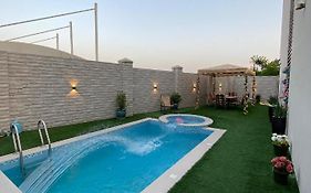 Alzumorod Luxury Villa Ma'abilah Exterior photo