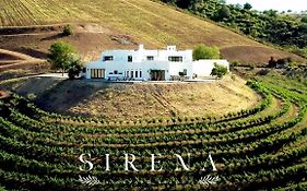 Sirena Vineyard Resort 佩索罗伯斯 Exterior photo